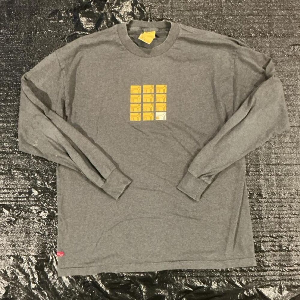 Unbranded Men's Grey Shirt